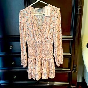 Floral smocked dress. Misguided New with tags. Sz 4